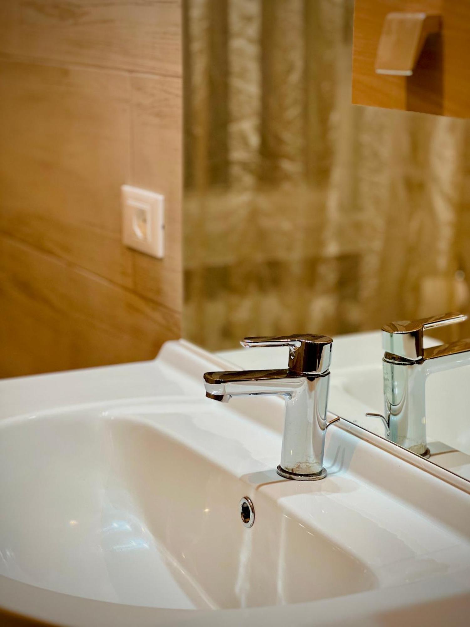 Venice Vip Guest House ميستر المظهر الخارجي الصورة
